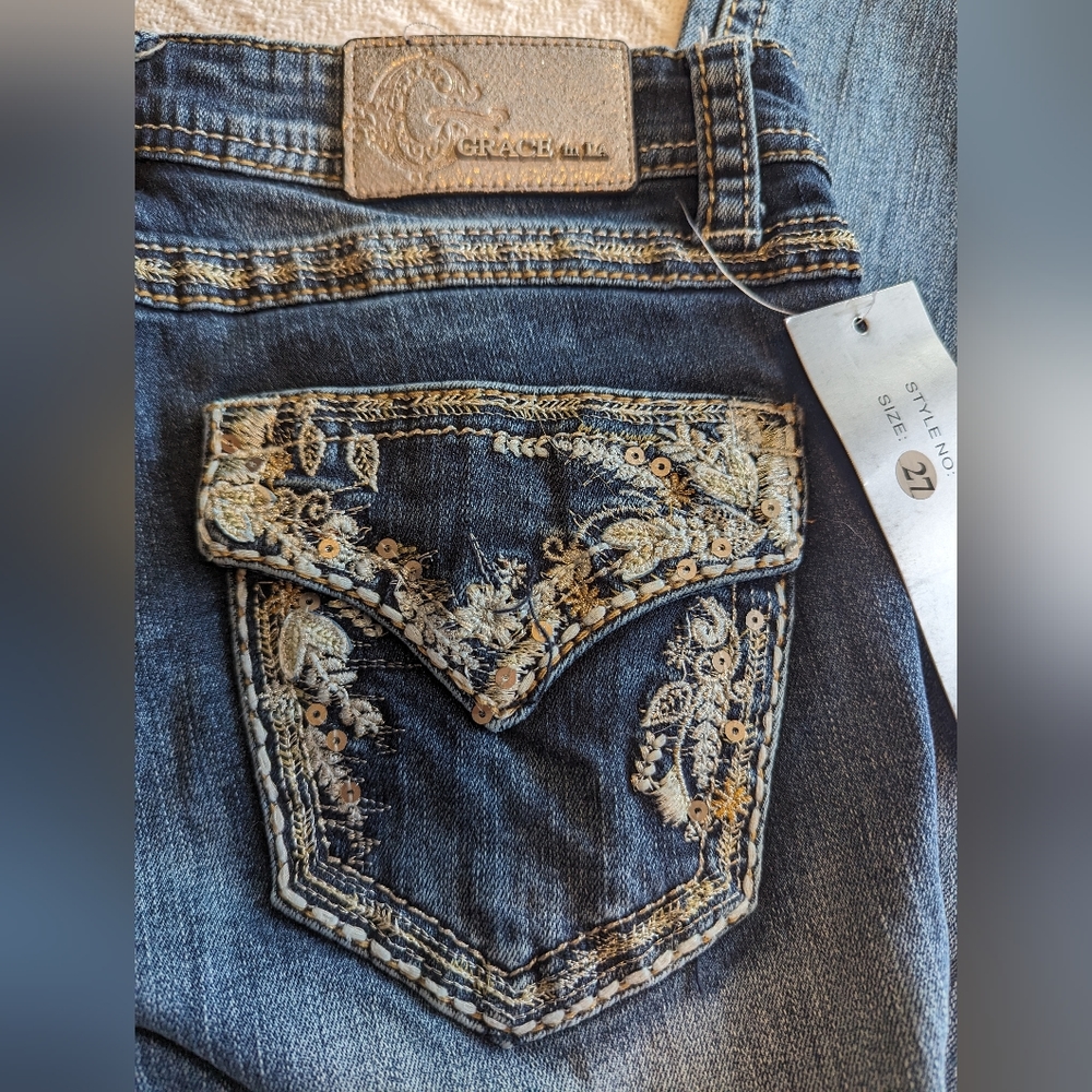 New!  Grace in LA Slim Straight Leg Jeans SZ 27 x 31